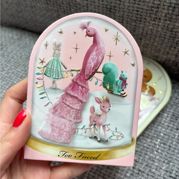 Brand new Too Faced Limited Edition Makeup Set – 2 Palettes - Picture 4 of 11